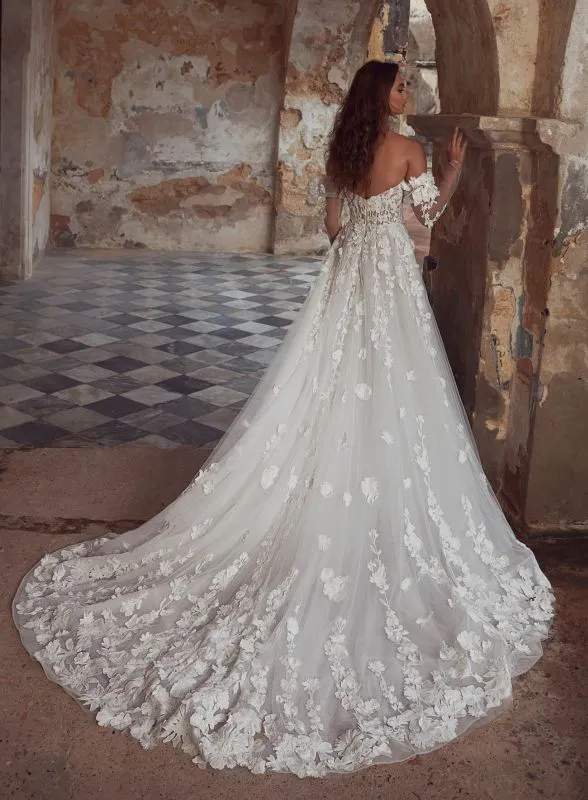 Size 8 Calla Blanche 123111 Shania Ivory/Latte Gown
