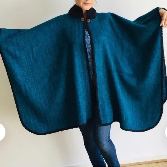 Soft Llama Wool Poncho Cape Coat Jacket Boho Festival Handwoven Aqua/Teal OSFM