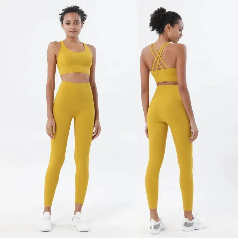 Sports Bra and Leggings Two-Piece Set - Women's Gym Outfit