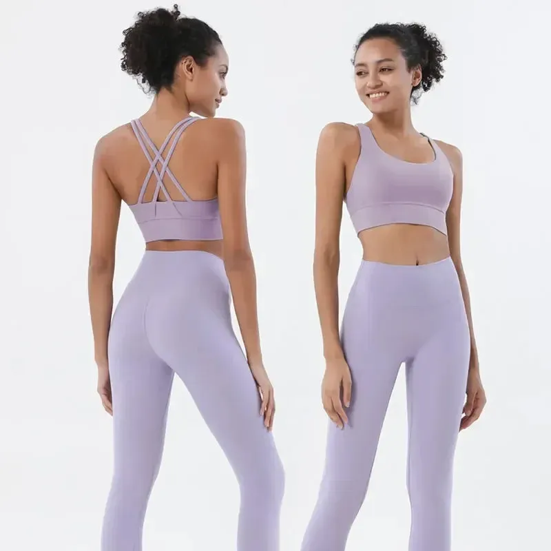 Sports Bra and Leggings Two-Piece Set - Women's Gym Outfit