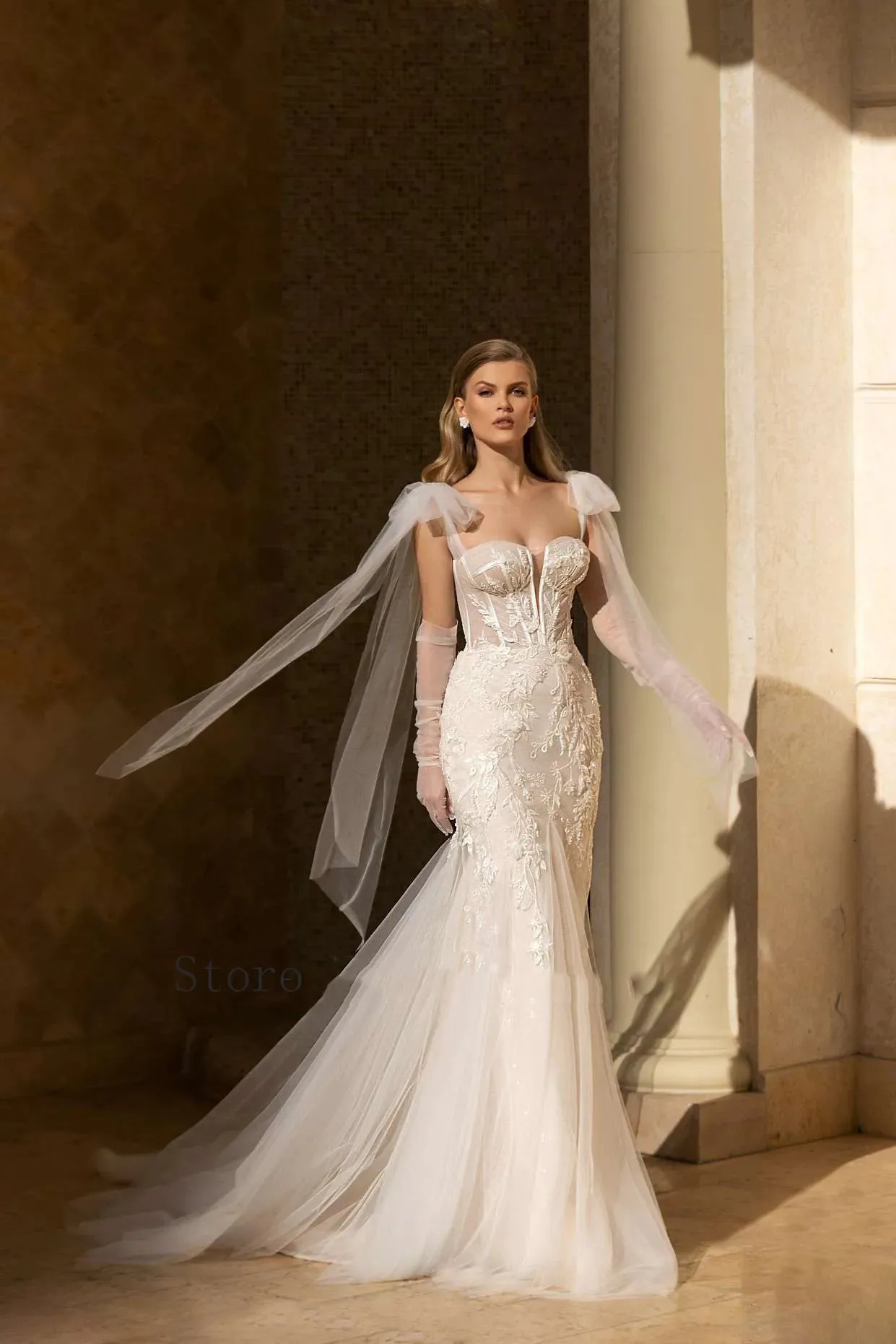 Strapless Detachable Sleeves Lace Appliques V-Neck Wedding Dress