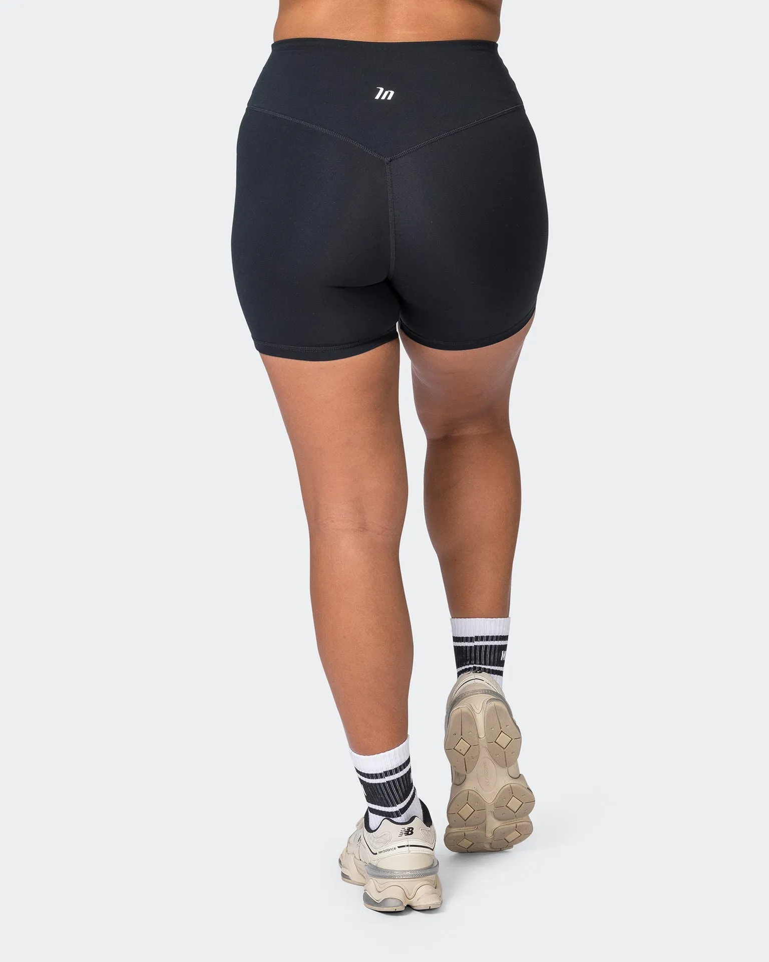 Ultra Everyday Midway Shorts - Black