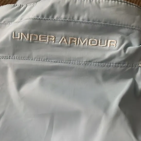 Under Armour Lightweight Performance Golf Wear Windbreaker Jacket (size M)