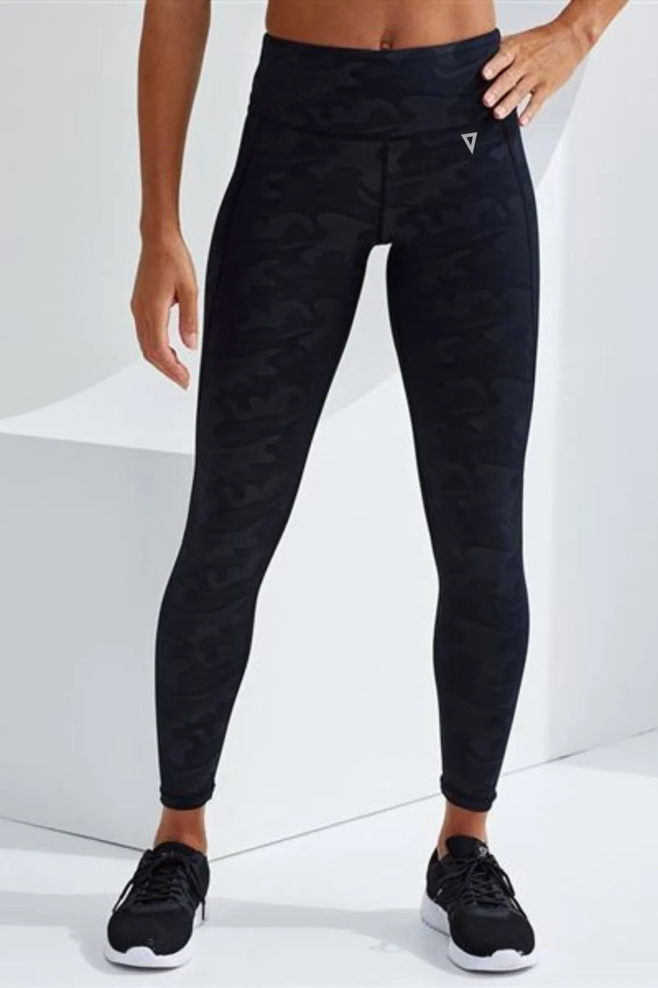 Validate Performance Camo Legging Black
