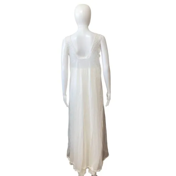Vanity Fair Women’s Vintage Long Nightgown Sheer White Pink Bows Size 34