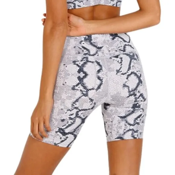 Varley Louise Short, Dapple Snake S - EUC, Running, High Rise, Biking, Cycling