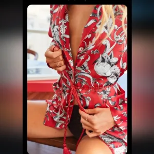 Victoria Secret Pajama Top medium Sleepwear Red White Floral Satin Rope Belt Tie