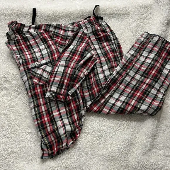 Victoria Secret PJ Set Long Sleeve VS Top &amp; Pants Red Plaid Pajamas Sz Small