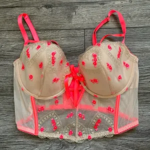 Victorias Secret Dream Angels Lightly Lined Neon Embroidered Corset Bustier 34DD