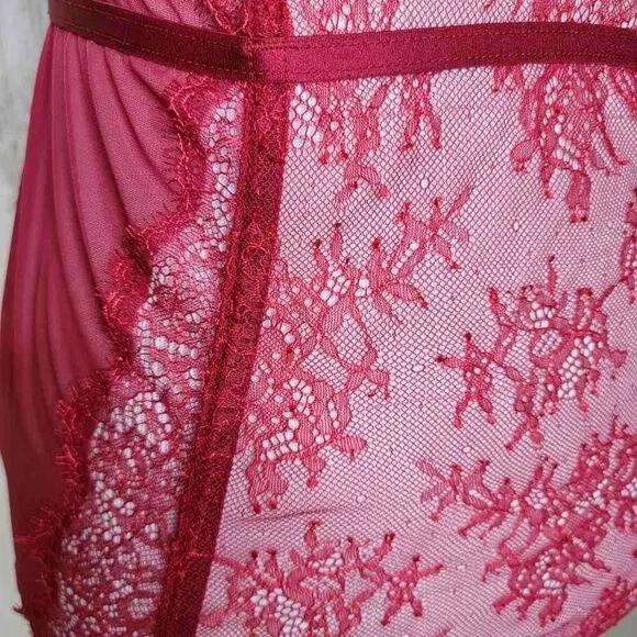 Victorias Secret Lace Sheer Underwire Corset Top With Garter Tabs 36D