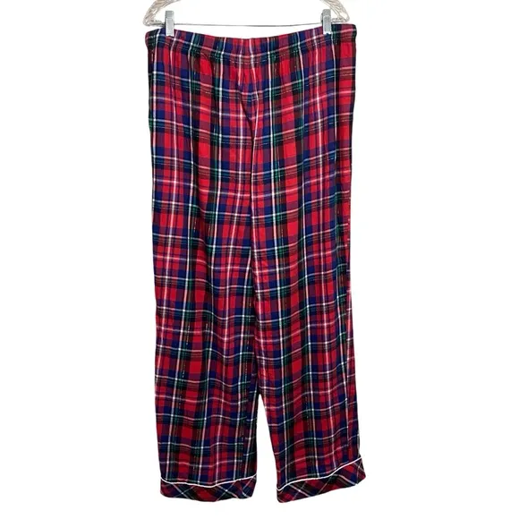 Victoria’s Secret Tartan Plaid Metallic Threading VS Embroidered Pocket PJ Set