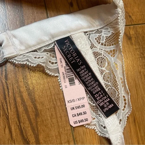 Victoria’s Secret White Lace Shine Rhinestone Balconette Bra &amp; Garter 32C/XS/S