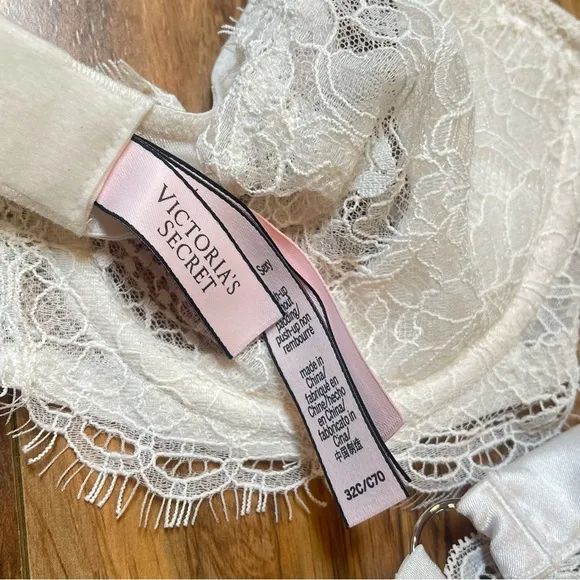 Victoria’s Secret White Lace Shine Rhinestone Balconette Bra &amp; Garter 32C/XS/S