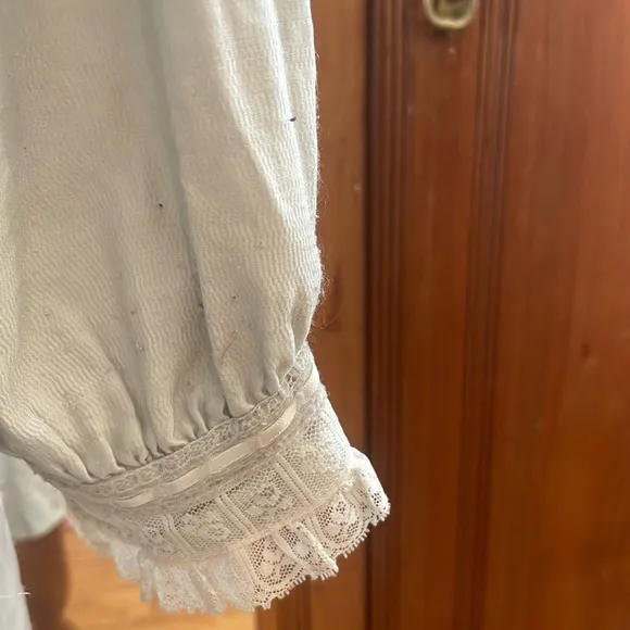 Vintage 80s Barbizon midi nightgown cuddleskin lace trim blue white women size M
