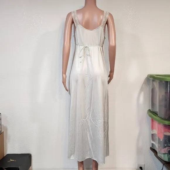 Vintage JcPenney Maxi Lightweight Cream Nightgown Sz M