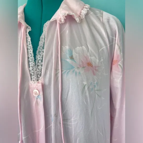Vtg Val Mode Pink Peignoir Night Gown W/ Floral and Pink Lace Collar &amp; Trim Sz M