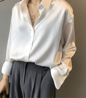 Wilma® | Buttoned Satin Silk Blouse