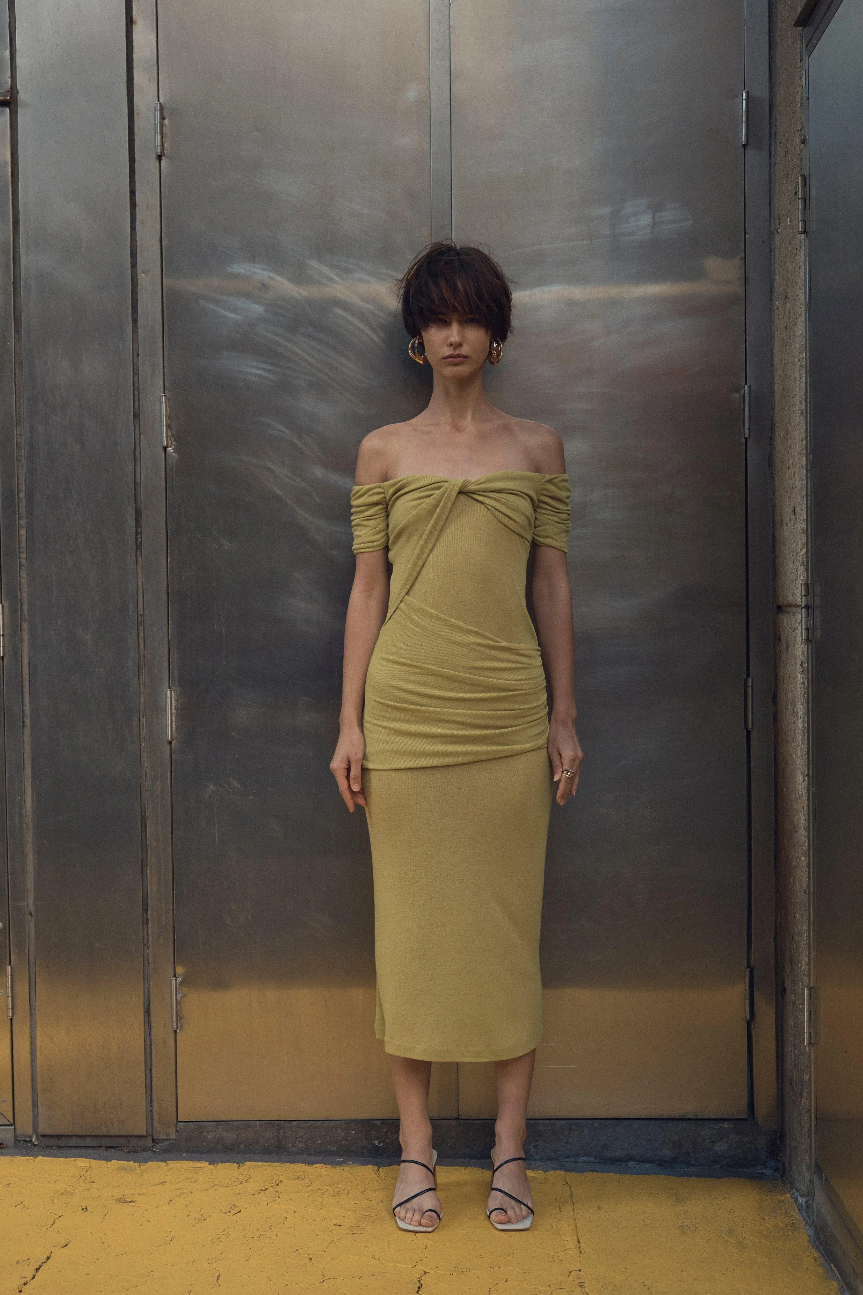 WIND THROUGH OFF SHOULDER DRESS | LIME
