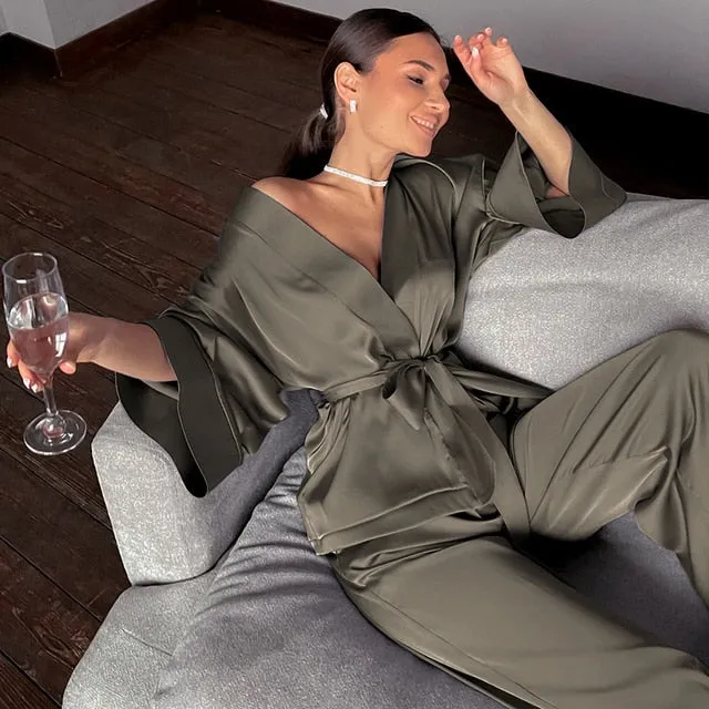 Women's 2-Piece Satin Sleepwear Set